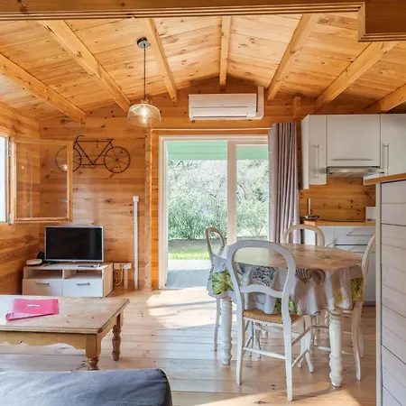 Holiday home Maison De - Le Colibri